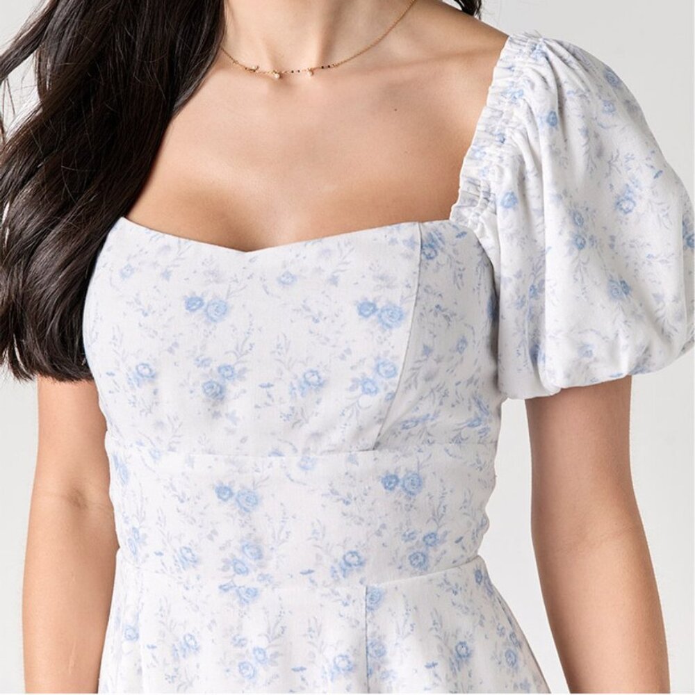 NEW Mi Ami Francesca's Erin Floral Square Neck Mini Dress L White Blue Cottage - Picture 2 of 15